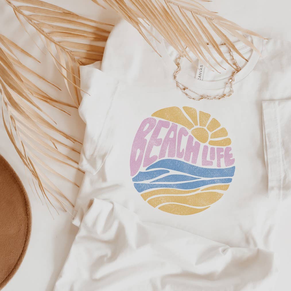 BEACH LIFE Graphic T-Shirt